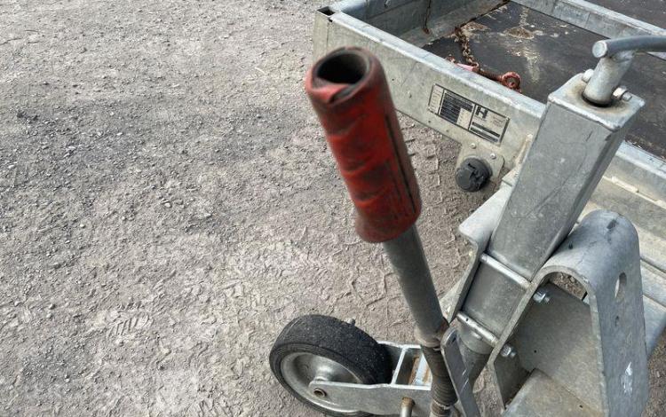 HUBIERE REMORQUE H212L-14CF PORTE ENGIN 2 ESSIEUX – PTAC 3,5T – CU 2,75 T – ANNEE 2016  DZ-250-ZE