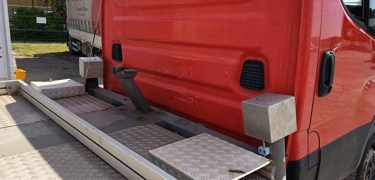 MULTITEL DAILY  AVEC NACELLE INF 12 M – ROUGE DZ-851-XJ