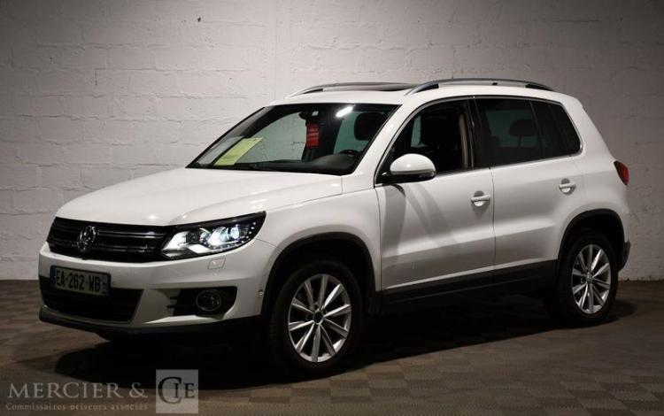 VOLKSWAGEN TIGUAN 2,0 TDI 150CH BVM CARAT 4MOTION BLANC EA-262-WB