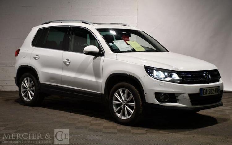 VOLKSWAGEN TIGUAN 2,0 TDI 150CH BVM CARAT 4MOTION BLANC EA-262-WB