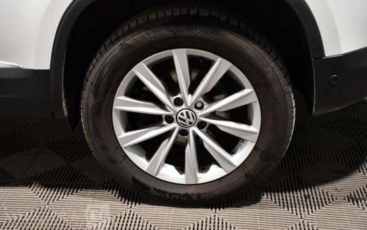 VOLKSWAGEN TIGUAN 2,0 TDI 150CH BVM CARAT 4MOTION BLANC EA-262-WB