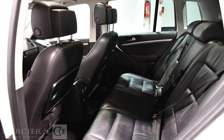 VOLKSWAGEN TIGUAN 2,0 TDI 150CH BVM CARAT 4MOTION BLANC EA-262-WB