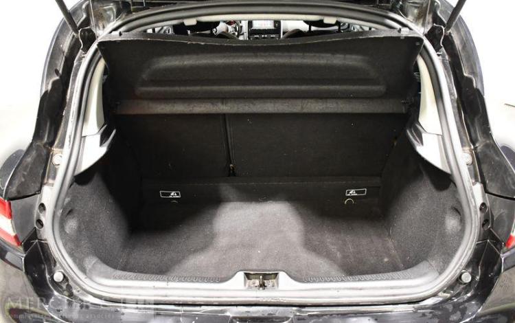 RENAULT CLIO 1,2 75 LIMITED NOIR EB-497-GV