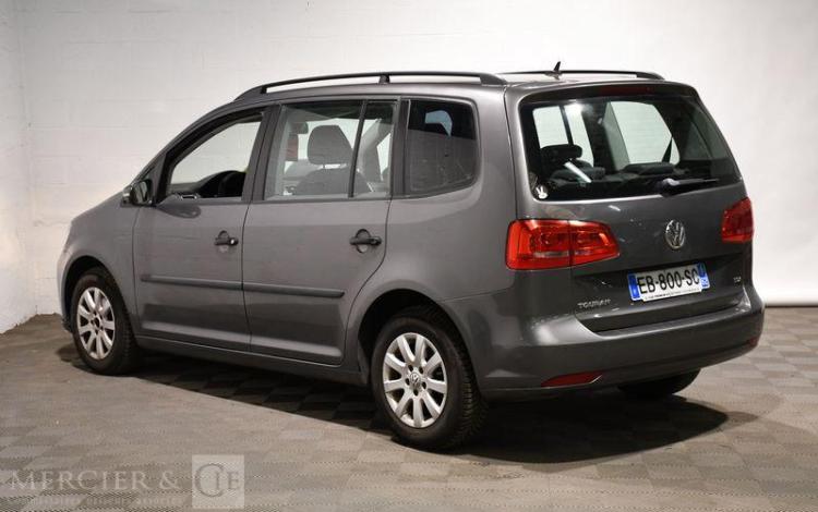 VOLKSWAGEN TOURAN 1,6 TDI105 BUSINESS TRENDLINE 7 PLS GRIS EB-800-SC
