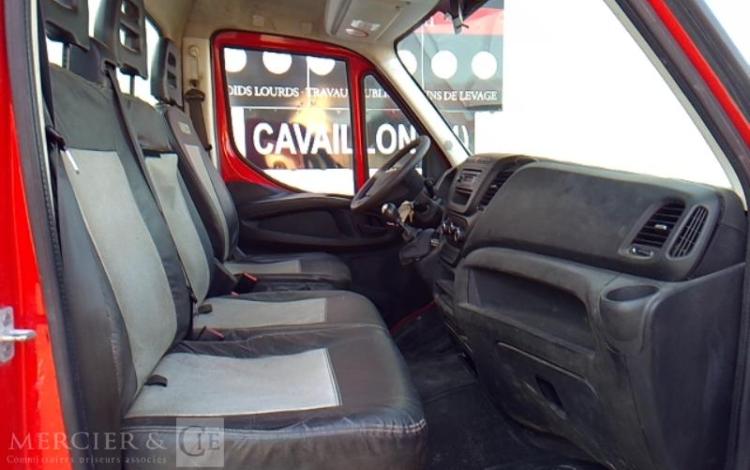IVECO 35-130 BENNE SIMPLE CABINE COFFRE ROUGE EF-500-JA