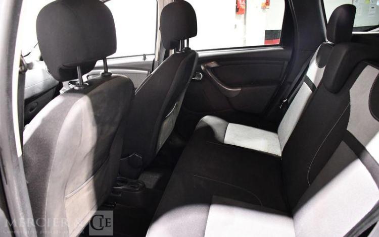 DACIA DUSTER 1,5 DCI 110 PRESTIGE 4X2 NOIR EH-642-AF