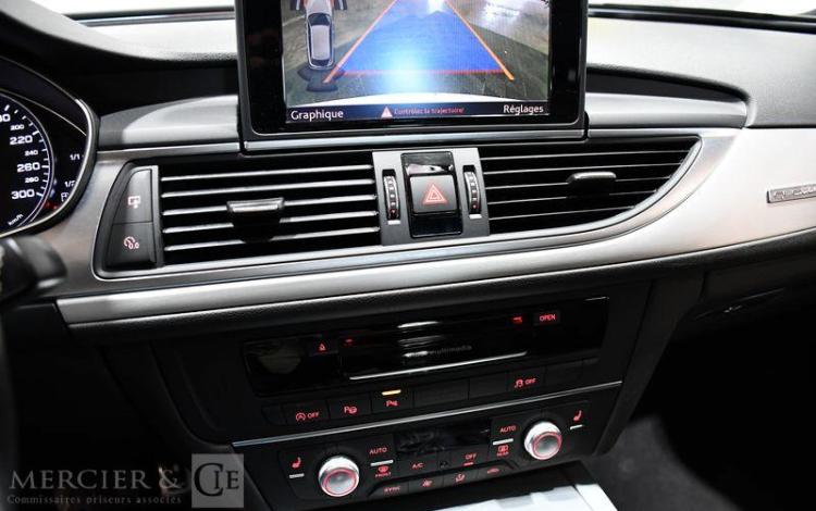 AUDI A6 BREAK BLANC EJ-704-EG