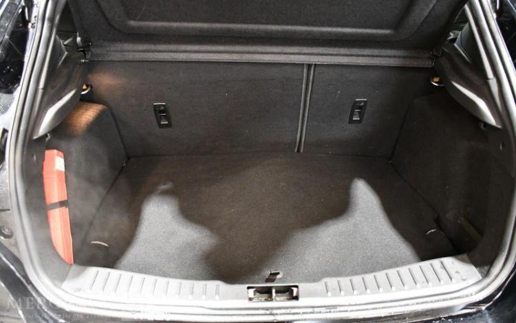 FORD FOCUS ST 2,0 250CH ECOBOOST NOIR EK-189-HC