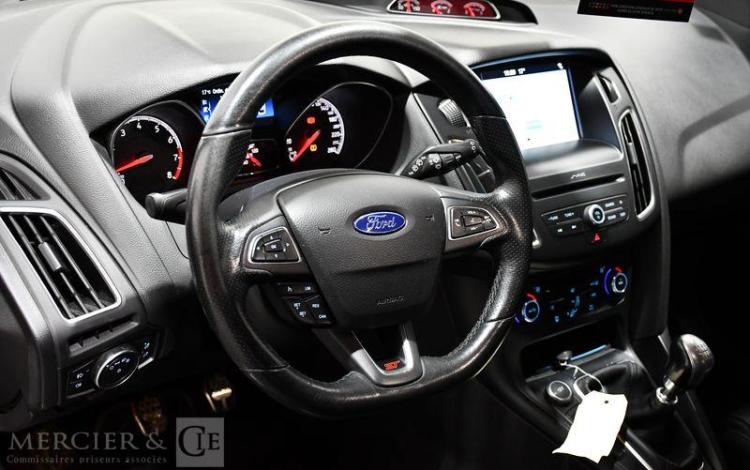 FORD FOCUS ST 2,0 250CH ECOBOOST NOIR EK-189-HC