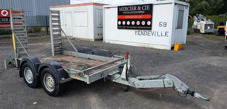 HUBIERE REMORQUE PORTE ENGIN 2 ESSIEUX PTAC 2,5 TONNES – ANNEE 2017  EK-492-XA
