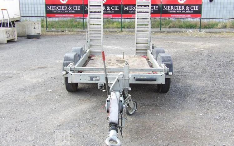 HUBIERE REMORQUE PORTE ENGIN 2 ESSIEUX PTAC 2,5 TONNES – ANNEE 2017  EK-492-XA