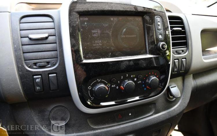RENAULT TRAFIC 1.6 DCI 120 L2H1 GRAND-CONFORT GRIS EK-649-JL