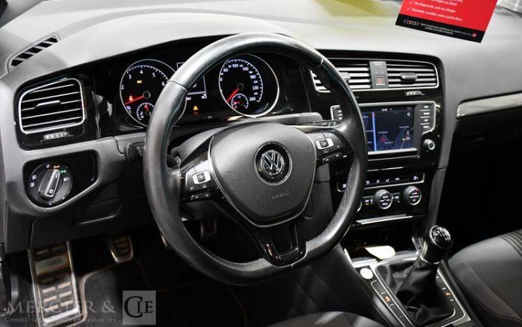 VOLKSWAGEN GOLF 1.4 TSI 125CH MATCH GRIS EK-855-GS