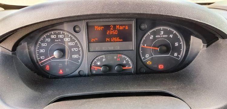 CITROEN JUMPER FOURGON 2.0 BLUEHDI 130 30 L2H2 CONFORT – DIESEL – 141266 KMS – AN 2017 BLANC EM-418-CN