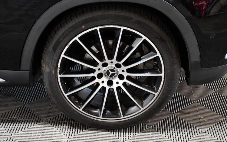 MERCEDES CLASSE GLA 200 D EDITION NOIR EM-964-TQ