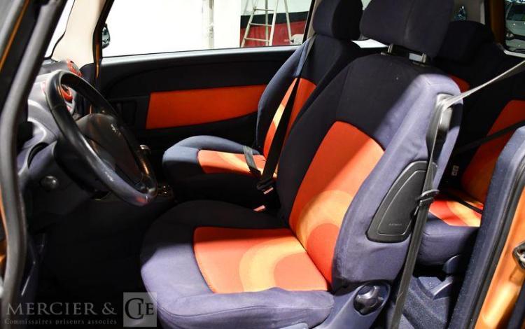 PEUGEOT 1007 1,4 75 TRENDY ORA EP-487-RV