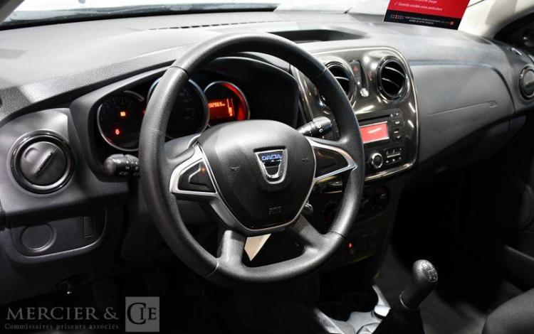 DACIA SANDERO STEPWAY 0,9 TCE 90 AMBIANCE BVA NOIR EQ-249-RF