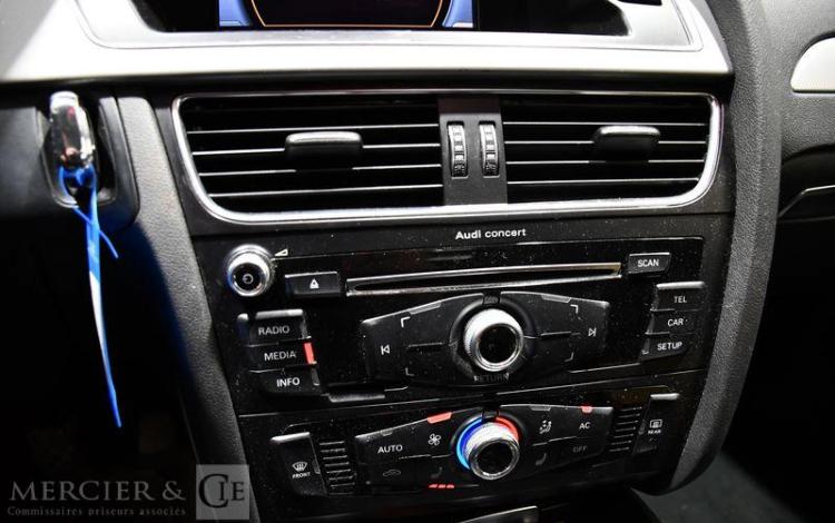 AUDI A4 2,0 TDI 145CH AMBIENTE GRIS EQ-577-ZH