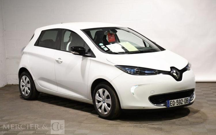 RENAULT ZOE R90 ZE 90 58PPM 40KWH LIFE BVA – CHARGE NORMALE BLANC EQ-592-DB