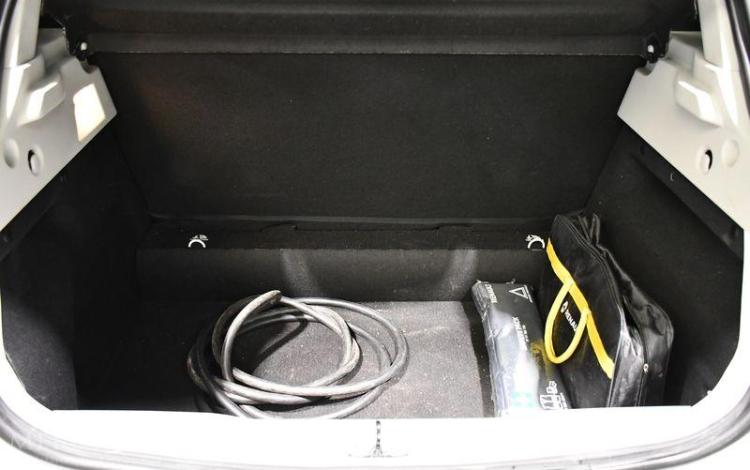 RENAULT ZOE R90 ZE 90 58PPM 40KWH LIFE BVA – CHARGE NORMALE BLANC EQ-592-DB