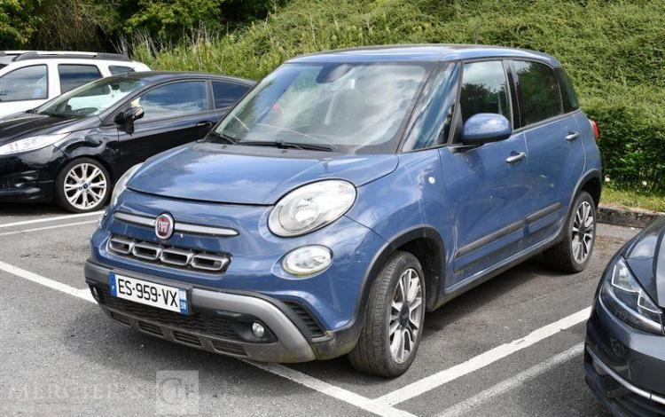 FIAT 500L CROSS 1.3 MJT 95 OPENING CROSS DUALOGIC BVA BLEU ES-959-VX
