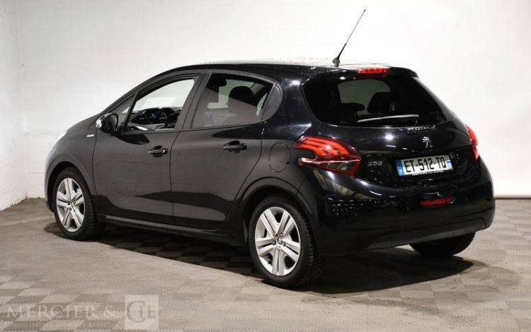 PEUGEOT 208 1,2 PURETECH STYLE NOIR ET-512-TQ