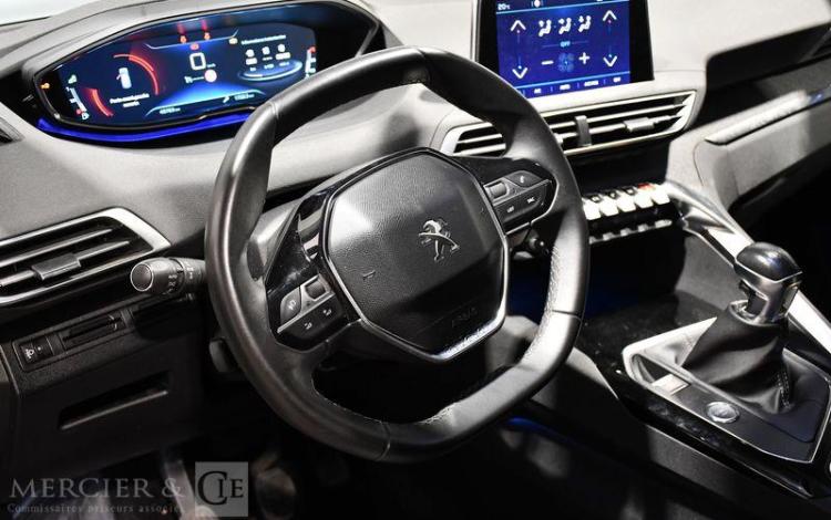 PEUGEOT 3008 1,2 PURETECH 130 ALLURE NOIR ET-953-MT