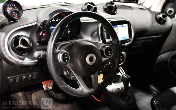 SMART FORTWO CABRIOLET 0.9 T 110 BRABUS TWINAMIC BVA NOIR EV-250-PY