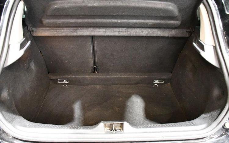 RENAULT CLIO IV 0.9 TCE 90 ENERGY INTENS NOIR EW-648-BG