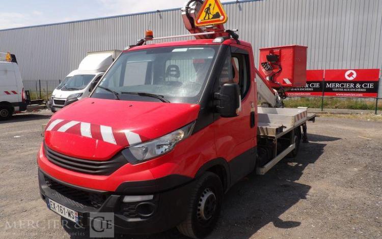 MULTITEL DAILY  AVEC NACELLE 20M – ROUGE EX-161-WS