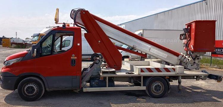 MULTITEL DAILY  AVEC NACELLE 20M – ROUGE EX-161-WS
