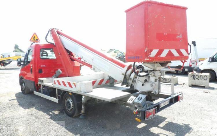 MULTITEL DAILY  AVEC NACELLE 20M – ROUGE EX-161-WS