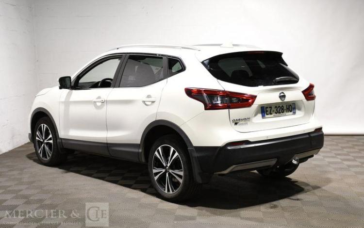 NISSAN QASHQAI 1,2 DIGT 115 TECKNA  2WD X TRONIC BLANC EZ-328-HQ