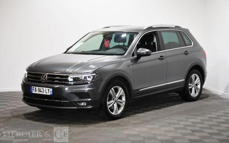 VOLKSWAGEN TIGUAN 2,0 TDI 150CH CARAT EXCLUSIVE DSG GRIS FA-943-LY