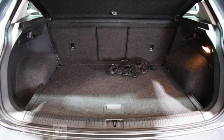 VOLKSWAGEN TIGUAN 2,0 TDI 150CH CARAT EXCLUSIVE DSG GRIS FA-943-LY