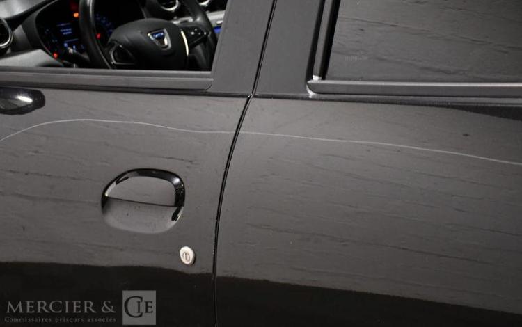 DACIA DUSTER PRESTIGE BLUE DCI 115 4X2 NOIR FC-066-VQ