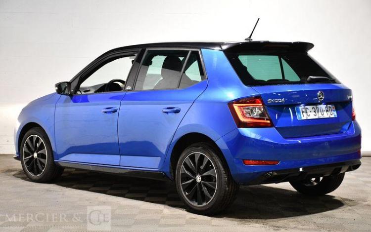 SKODA FABIA BLEU FC-370-PD