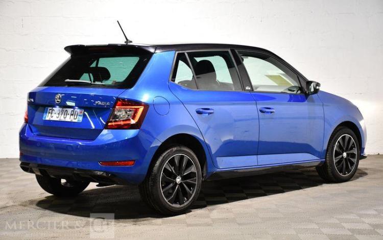 SKODA FABIA BLEU FC-370-PD