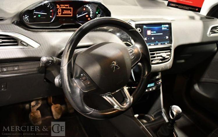 PEUGEOT 208 1,6 BLUEHDI 100 ALLURE S & S GRIS FC-738-EX