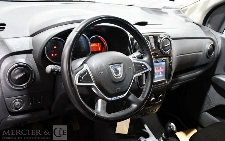DACIA LODGY STEPWAY BLUE DCI 115 7PL BLEU FC-881-EG