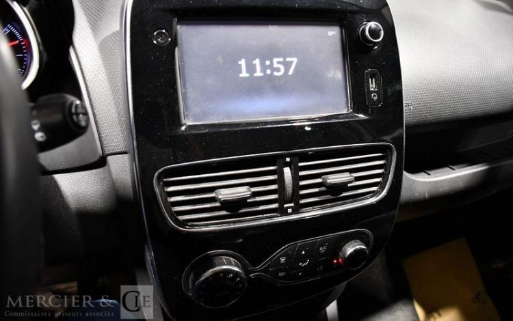 RENAULT CLIO ESTATE 90CH BUSINESS BLANC FD-876-VB