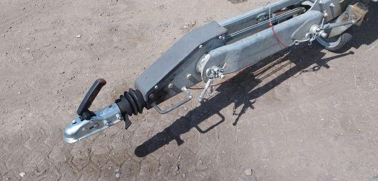 HUBIERE REMORQUE PORTE ENGIN 2 ESSIEUS – PTAC : 2,5 TONNES – ANNEE 2019  FD-949-LT