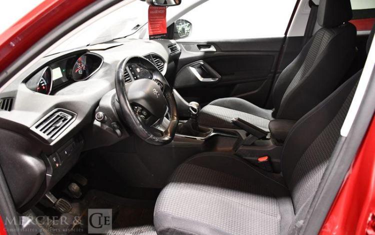 PEUGEOT 308 1,5 BLUE HDI 100CH ROUGE FE-273-GD