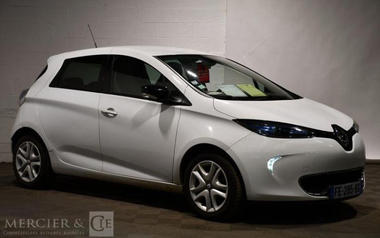 RENAULT ZOE R110 40kWh ACHAT-INTEGRAL CHARGE-NORMALE ZEN BLANC FE-285-BX