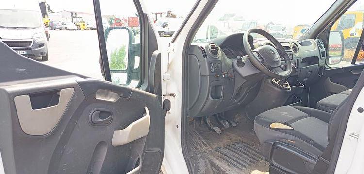 RENAULT MASTER  AVEC NACELLE 12 A 14 M KLUBB BLANC FE-658-BJ
