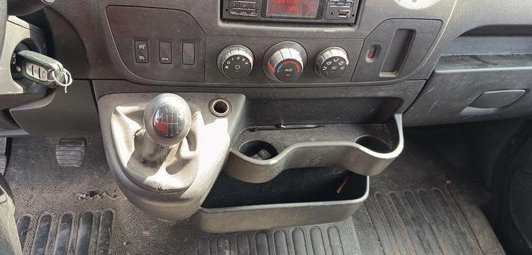 RENAULT MASTER  AVEC NACELLE 12 A 14 M KLUBB BLANC FE-658-BJ