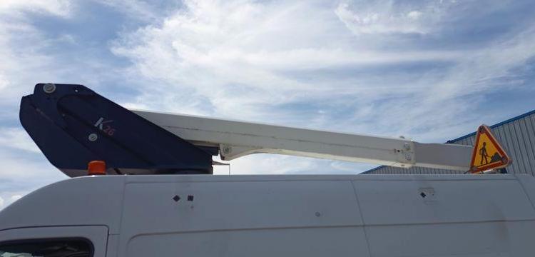 RENAULT MASTER  AVEC NACELLE 12 A 14 M KLUBB BLANC FE-658-BJ