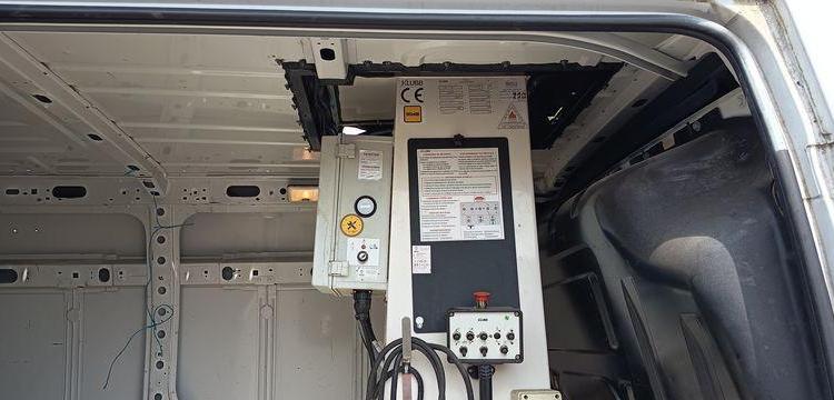 RENAULT MASTER  AVEC NACELLE 12 A 14 M KLUBB BLANC FE-658-BJ