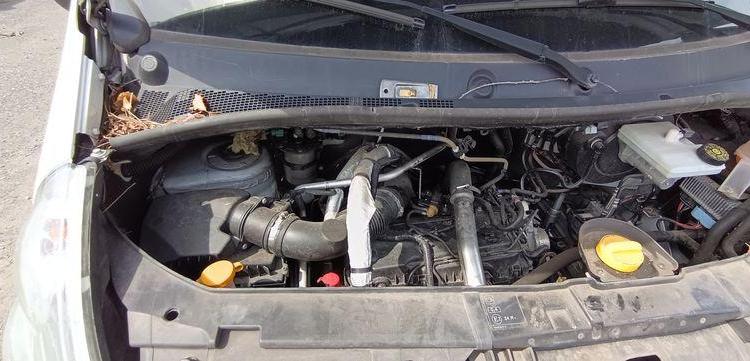 RENAULT MASTER  AVEC NACELLE 12 A 14 M KLUBB BLANC FE-658-BJ