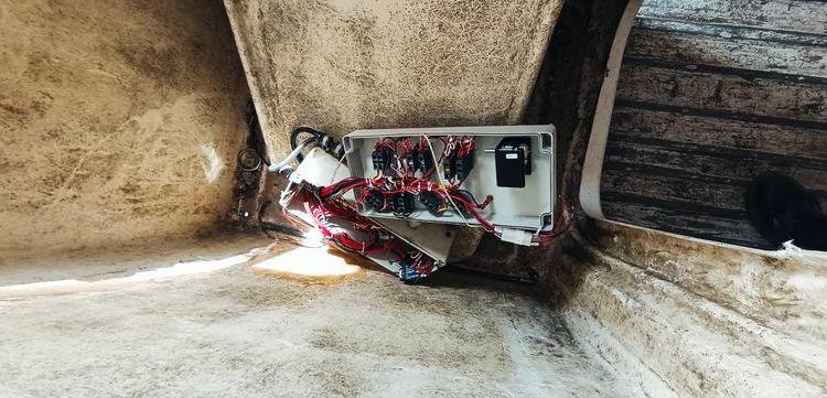 RENAULT MASTER  AVEC NACELLE 12 A 14 M KLUBB BLANC FE-658-BJ